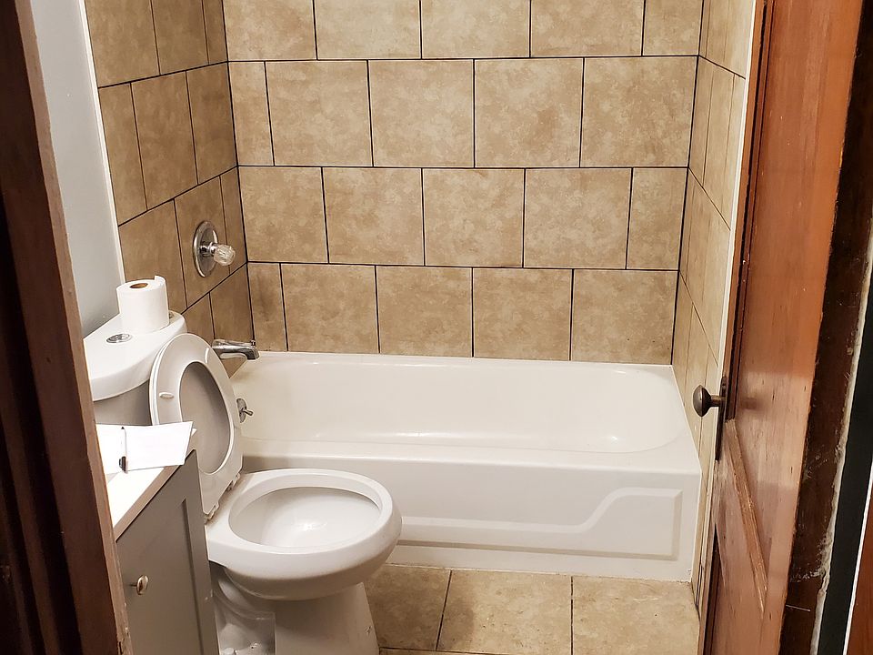 Main Floor Bathroom