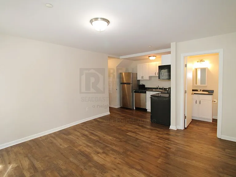 149 Main St #4 — Photo 4