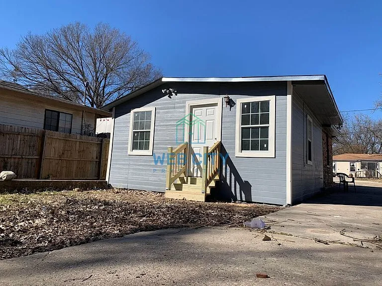 4530 Corregidor St — Photo 16