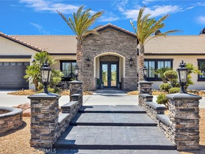 7560 Royal View Ln, Oak Hills, CA, 92344