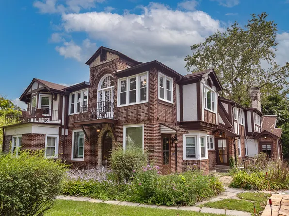 1155 Saint Johns Ave, Highland Park, IL