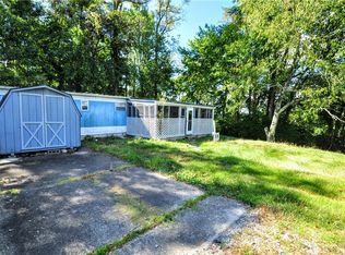 15 Hill St, Fayette City, PA