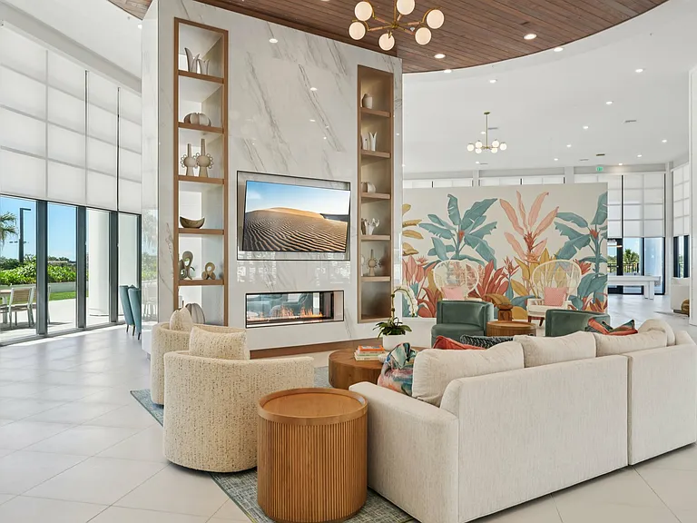 Marina Club Apartment homes — Photo 14
