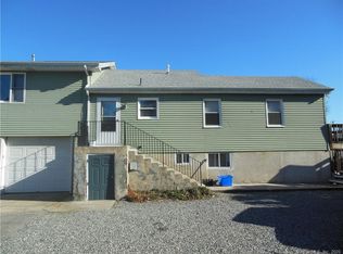 8 Marie Ave #2R, Pawcatuck, CT 06379