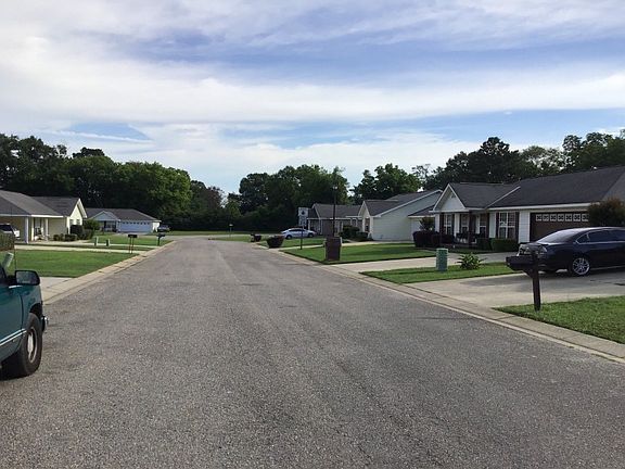 5th image of 3881 Southwood Trace Ln