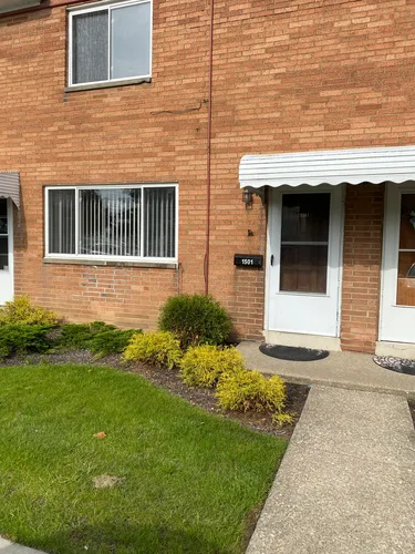 1501 Severn Ln Photo 1