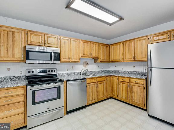 2nd image of 3907 Hannon Ct APT 2C