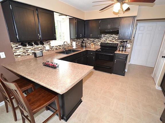 4th image of 1632 Terry Dale Dr