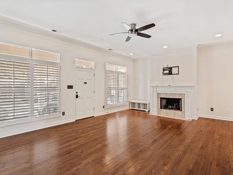 561 Rienzi Dr, Memphis, TN 38103 | MLS #10227830 | Zillow