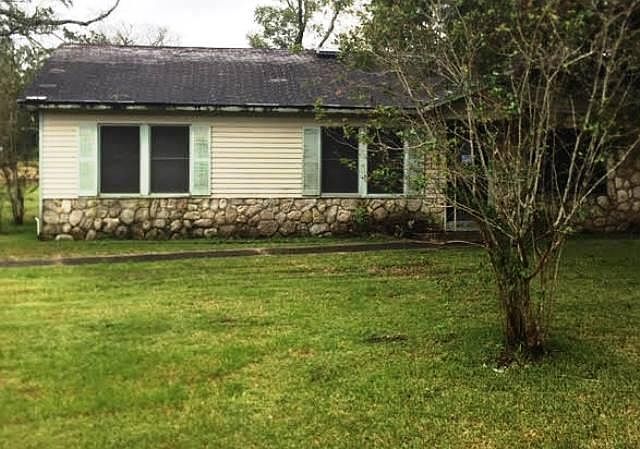 1st image of 137 Walnut Dr