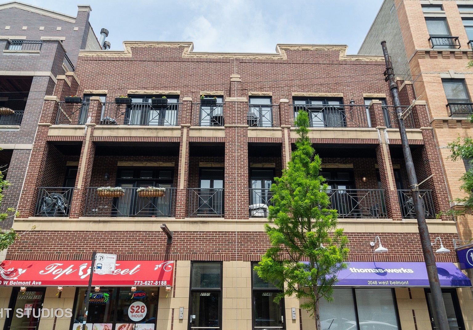 2050 W Belmont Ave #3, Chicago, IL 60618 | Zillow