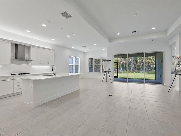 4th image of 12267 Bonnet DR