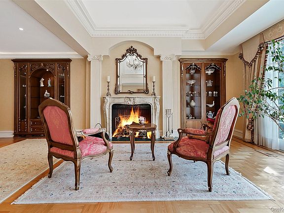 5th image of 10 Hill Road