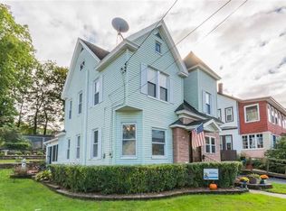 21 Highland Ter, Gloversville, NY 12078