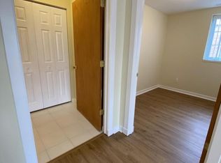 420 North St APT 14, Yale, MI 48097