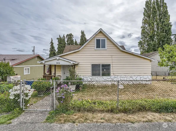 8420 47th Avenue S, Seattle, WA 98118