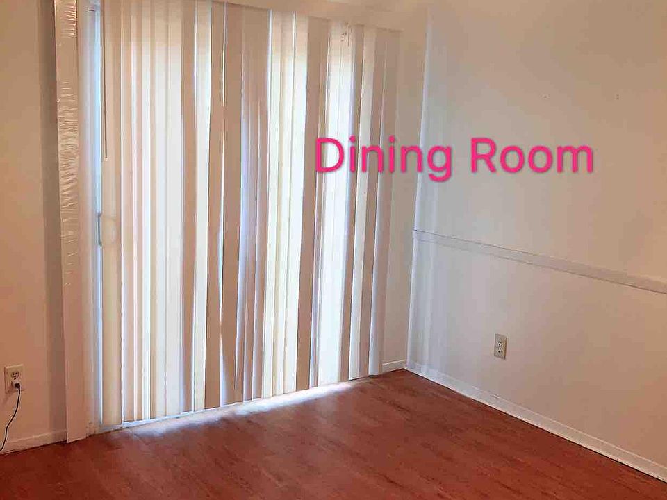 Dining Room with big Sliding Doors