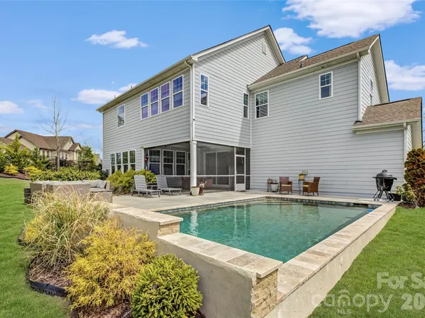 17204 Saranita Ln, Charlotte, NC 28278