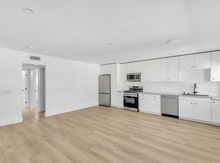 5746 Virginia Ave, Los Angeles, CA 90038