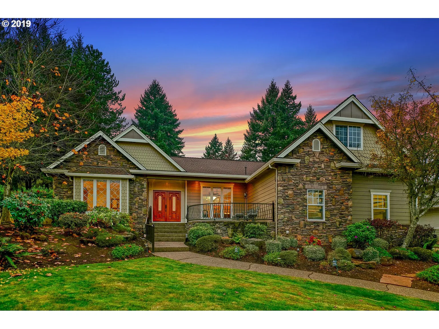 1975 Landaggard Dr NW photo 1