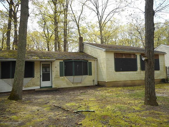 2nd image of 36 Earlin Ave