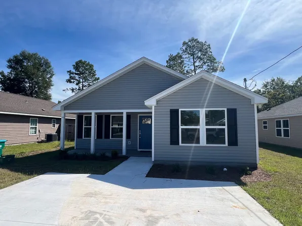 13 Imaginary Ln, Crawfordville, FL 32327
