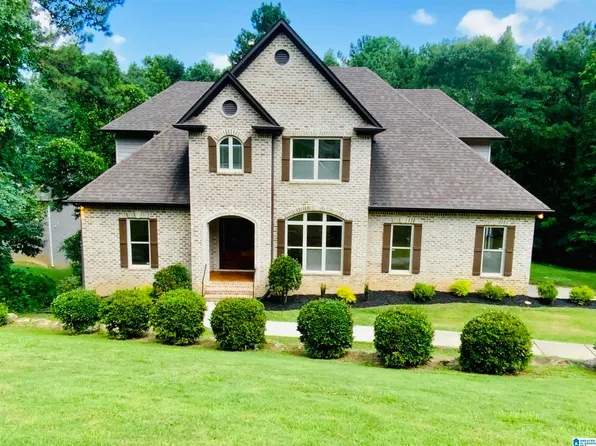 3788 Creekside Way, Trussville, AL 35173