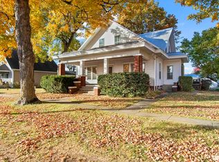 203 W Railroad St, Mechanicsburg, IL 62545