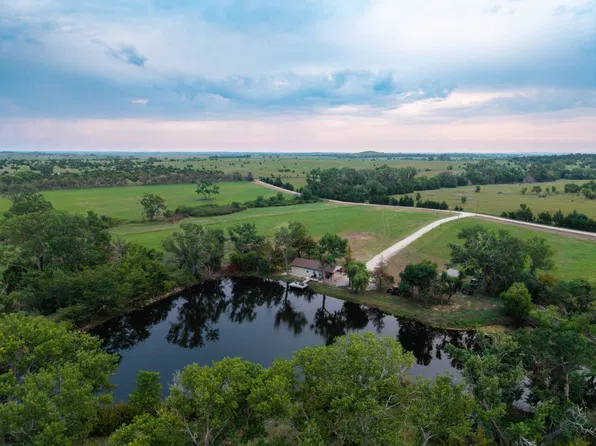 4597 N Link Rd, Tescott, KS 67484