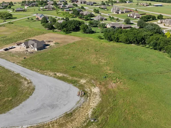 51 County Road 3643, Lindsay, TX 76250