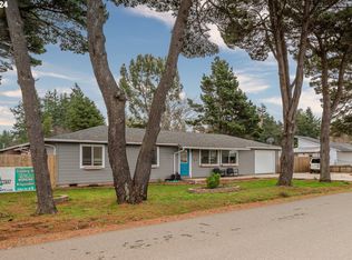96 N Ave NE, Bandon, OR 97411