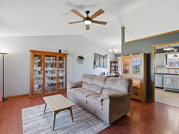 5th image of 5023 S Mount Carmel St