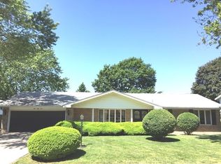 881 S Cheryl Ln, Kankakee, IL 60901