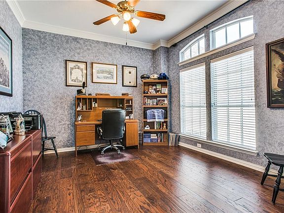 5th image of 4413 Fairway Dr