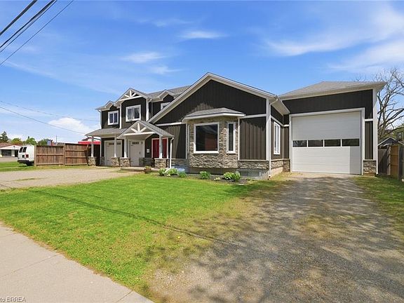 3rd image of 5 Echo Villa Ave