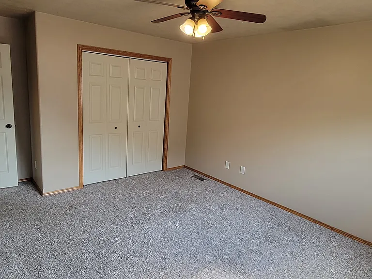 3800 W 93rd St #3 — Photo 11