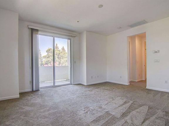 4th image of 8464 Crystal Walk Cir