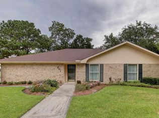 201 E Bluebird Dr, Lafayette, LA 70508