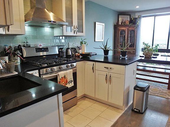 5th image of 151 Prospect Ave #3