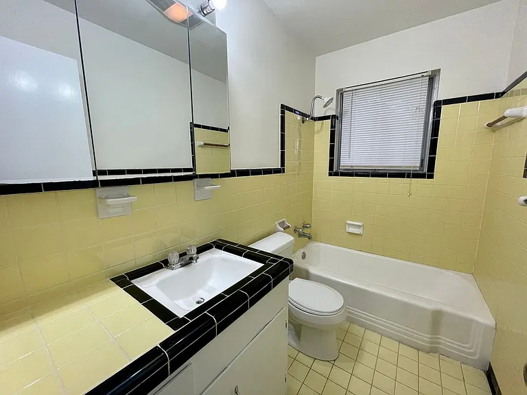5040 Raleigh Dr — Photo 13