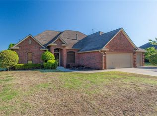 806 Ashland Dr, El Reno, OK 73036
