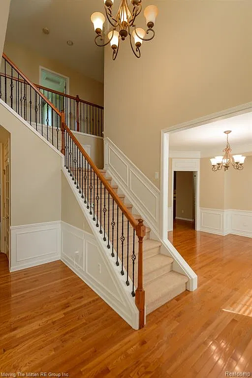 5 bed, 5.5 bath, 4854 sqft, $4,750 — Photo 4