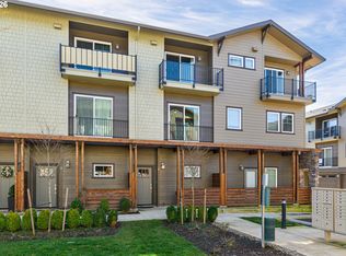 12023 SE High Creek Rd UNIT E, Happy Valley, OR 97086