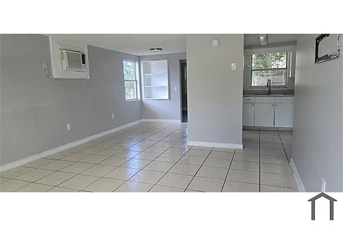 5423 Pasadena Dr Photo 1