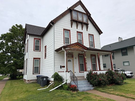 2nd image of 830 6th Ave