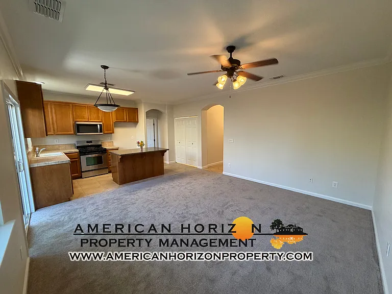1650 Grey Bunny Dr — Photo 7