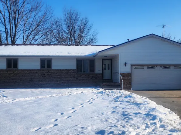 1401 Westborough Ct, Newton, KS 67114