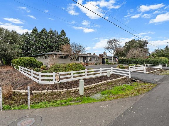 4th image of 1235 Cuttings Wharf Road