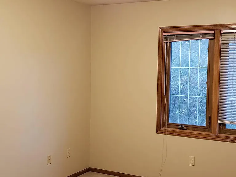 9020 Iltis Dr — Photo 18