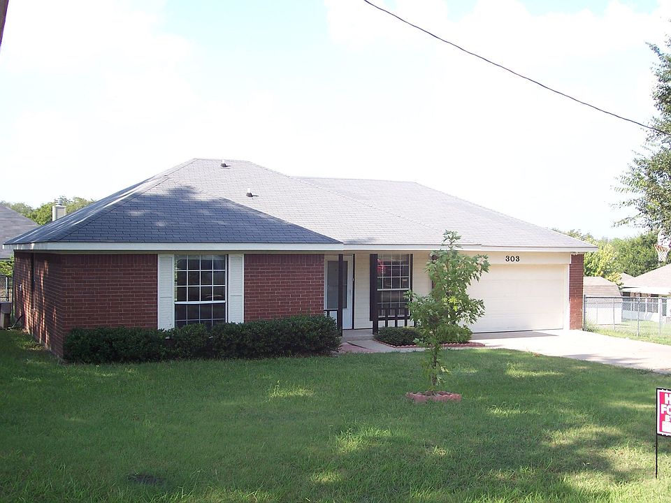 1st image of 303 E Mimosa St